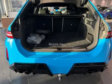 BMW M5 Plug-In Hybrid Touring xDrive Klimaaut. AHK