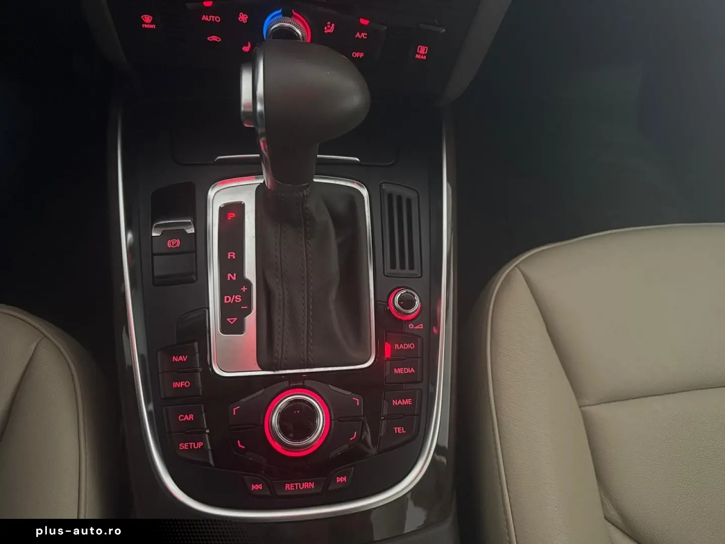 AUDI Q5 2.0TDI Quattro S-Tronic