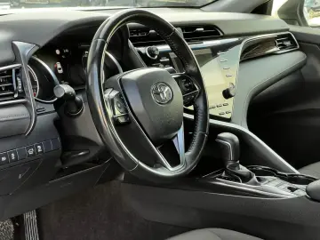 Toyota Camry Gen-Viii-2017