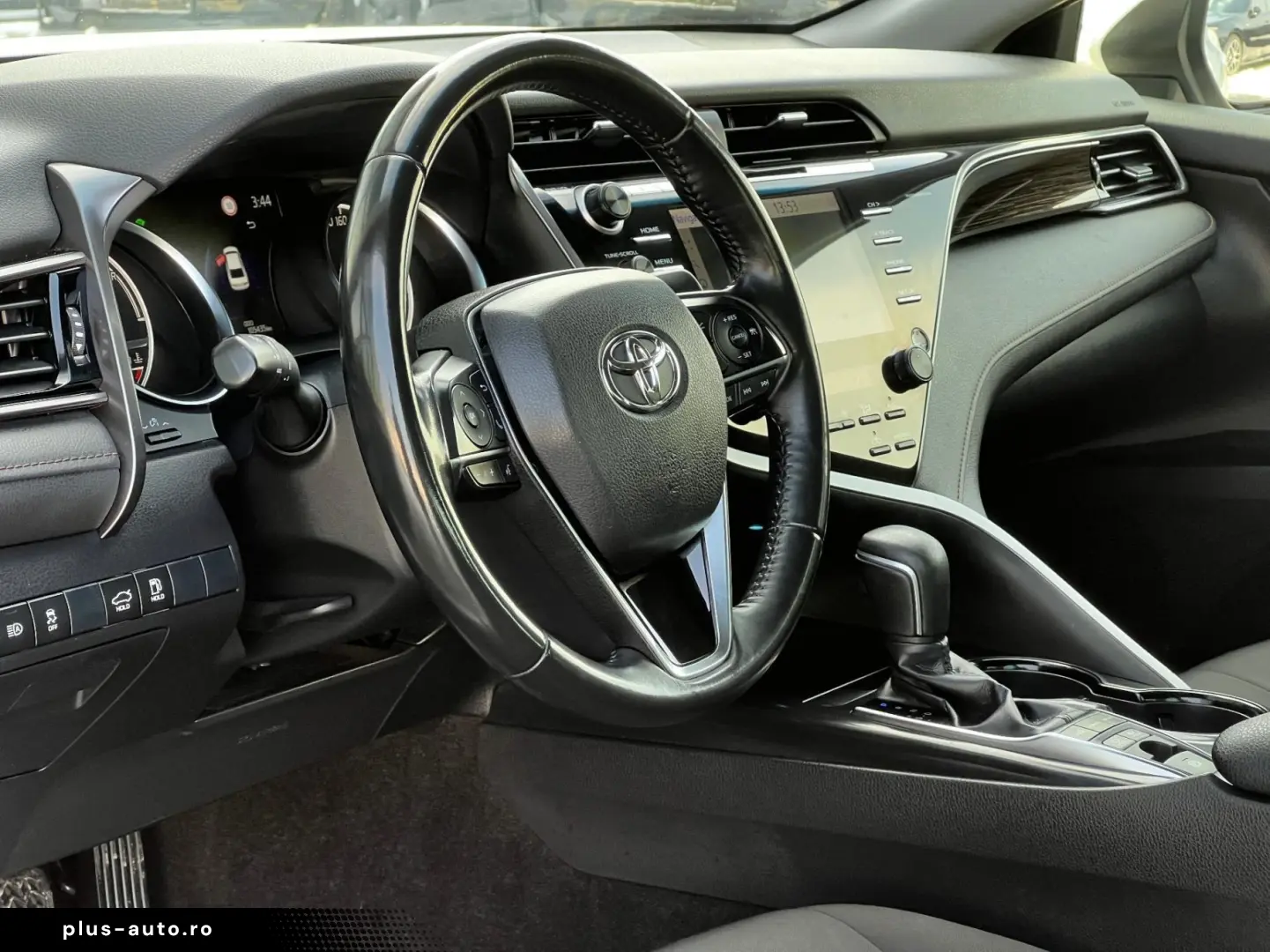 Toyota Camry Gen-Viii-2017