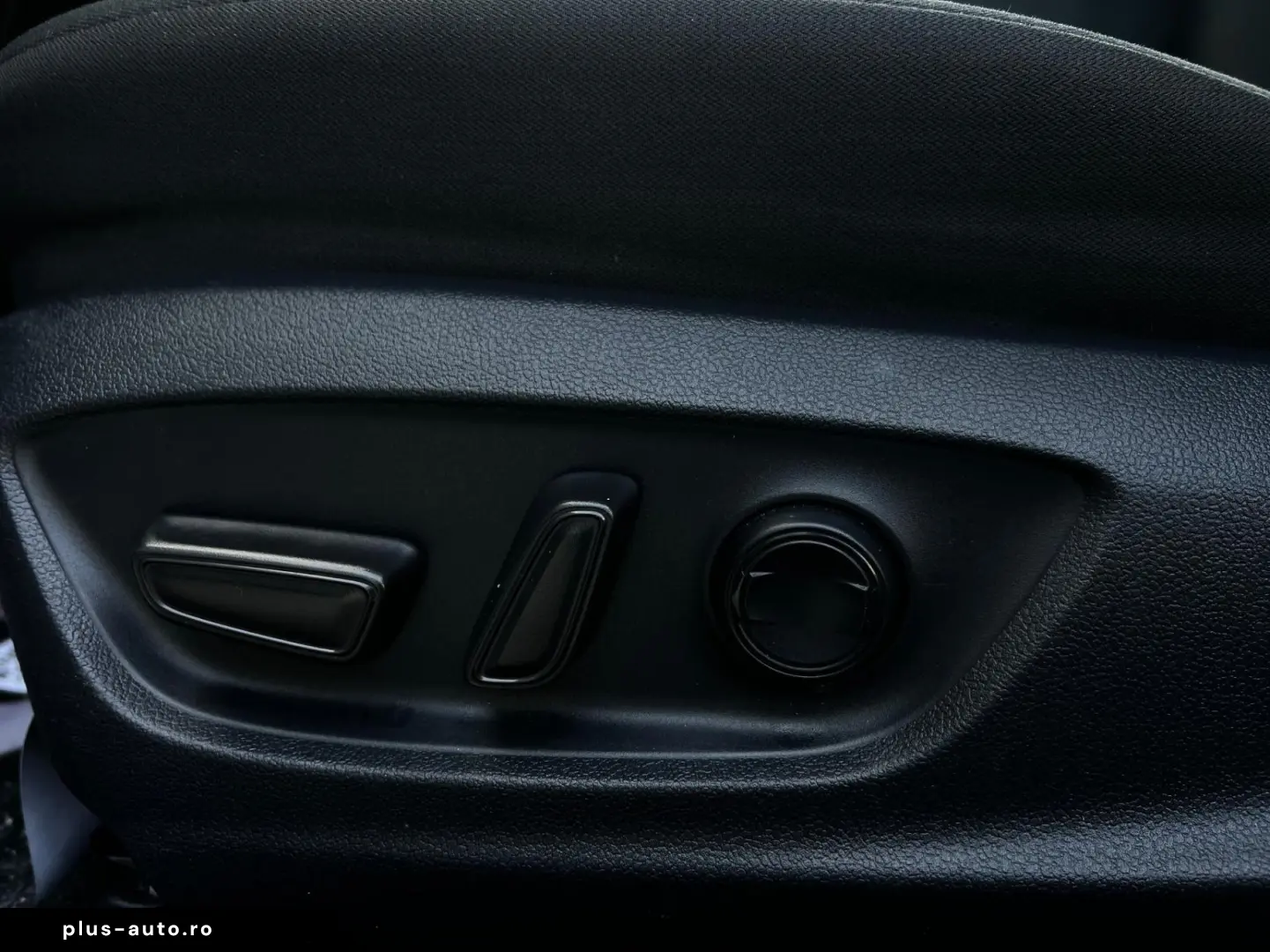 Toyota Camry Gen-Viii-2017