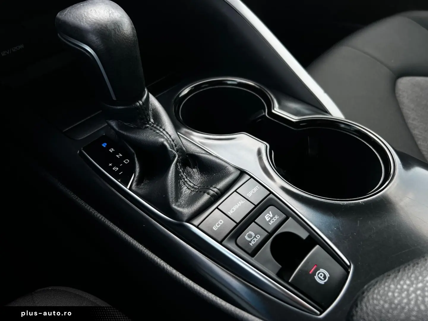 Toyota Camry Gen-Viii-2017