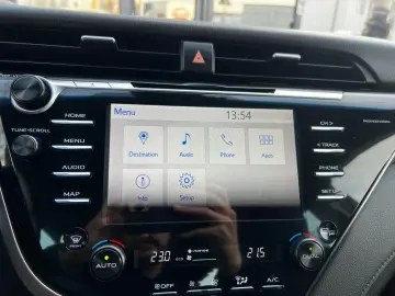 Toyota Camry Gen-Viii-2017