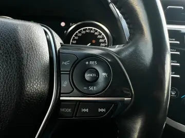 Toyota Camry Gen-Viii-2017