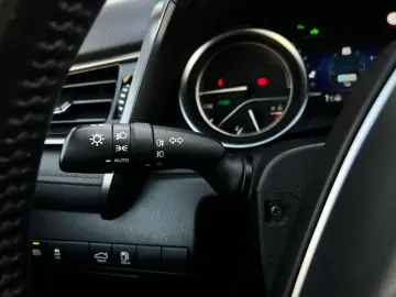 Toyota Camry Gen-Viii-2017