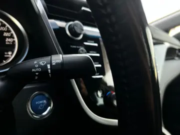 Toyota Camry Gen-Viii-2017