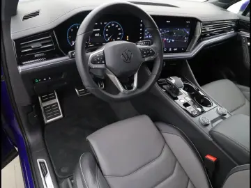 VW TOUAREG R-LINE 3.0 V6 TDI TIPTRONIC ( EURO6) LED