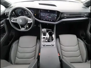 VW TOUAREG R-LINE 3.0 V6 TDI TIPTRONIC ( EURO6) LED