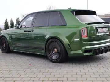 ROLLS ROYCE Cullinan BlackBadge NOVITEC Widebody II-4 Seater