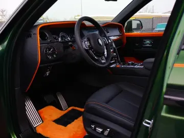 ROLLS ROYCE Cullinan BlackBadge NOVITEC Widebody II-4 Seater