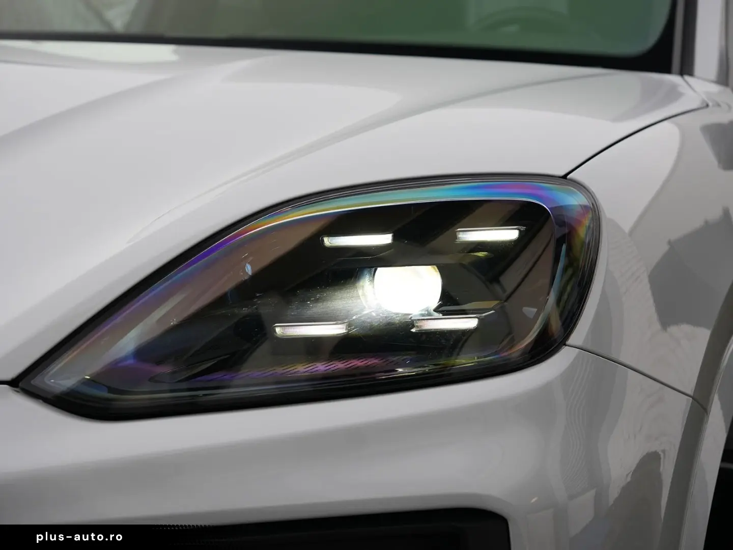 PORSCHE E-Hybrid Coupé SPORTDESIGN-ACC-LUFTF.-PANO-VOLL