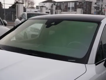 PORSCHE E-Hybrid Coupé SPORTDESIGN-ACC-LUFTF.-PANO-VOLL