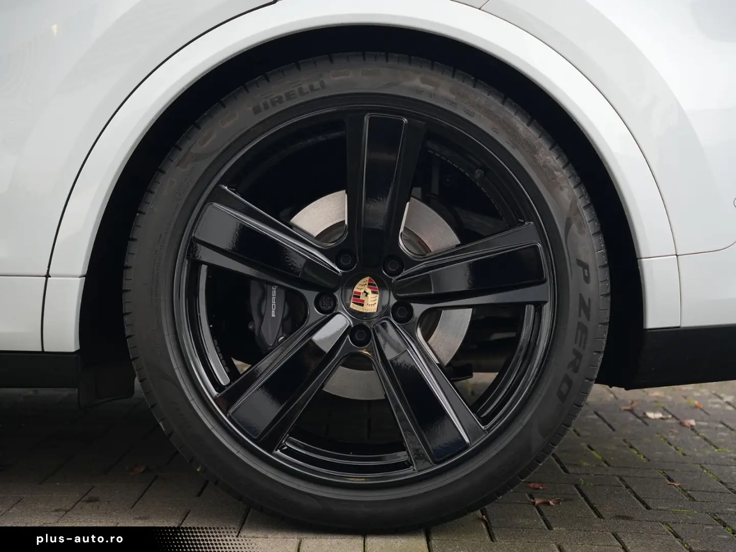 PORSCHE E-Hybrid Coupé SPORTDESIGN-ACC-LUFTF.-PANO-VOLL