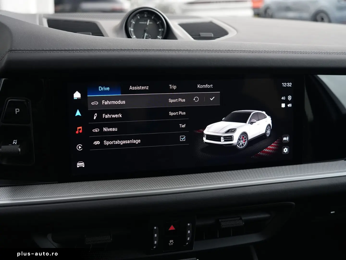 PORSCHE E-Hybrid Coupé SPORTDESIGN-ACC-LUFTF.-PANO-VOLL