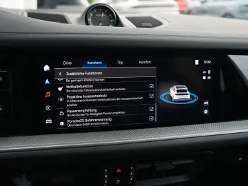 PORSCHE E-Hybrid Coupé SPORTDESIGN-ACC-LUFTF.-PANO-VOLL