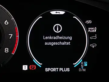 PORSCHE E-Hybrid Coupé SPORTDESIGN-ACC-LUFTF.-PANO-VOLL