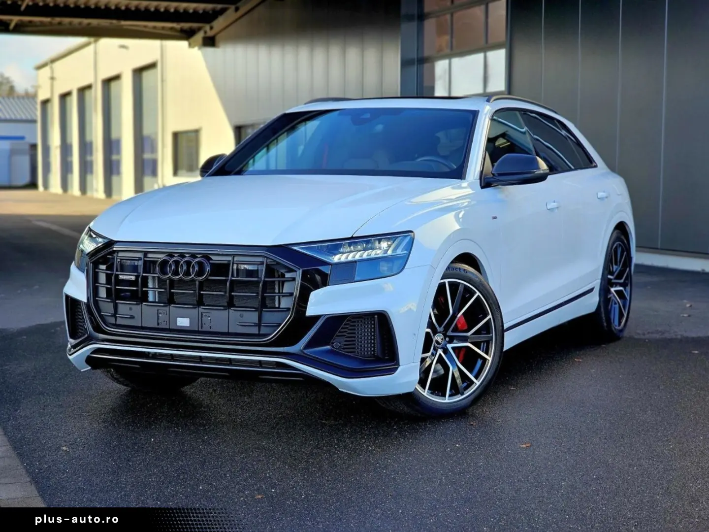 AUDI Q8 60 TFSI e 3.0 quattro