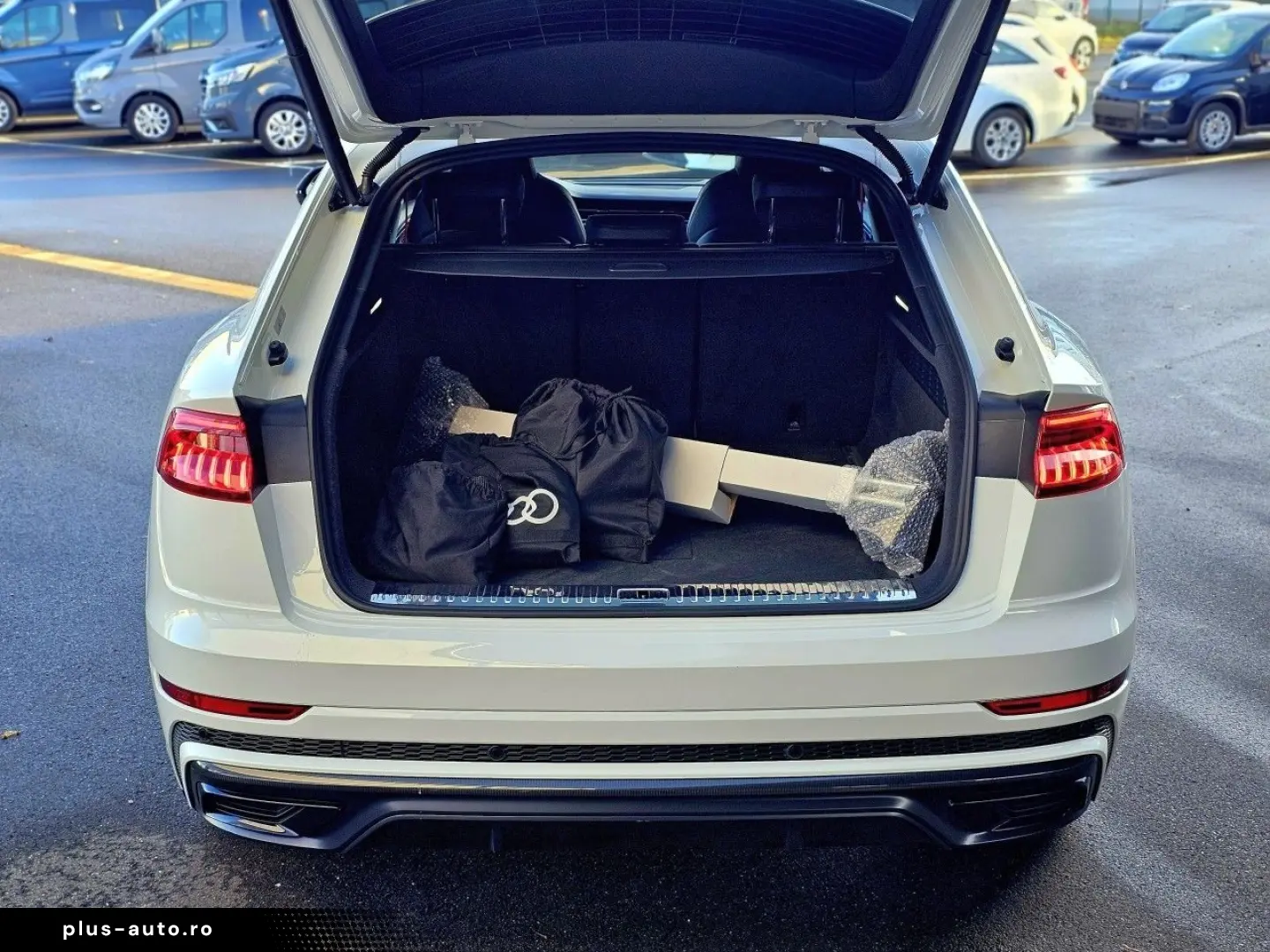 AUDI Q8 60 TFSI e 3.0 quattro