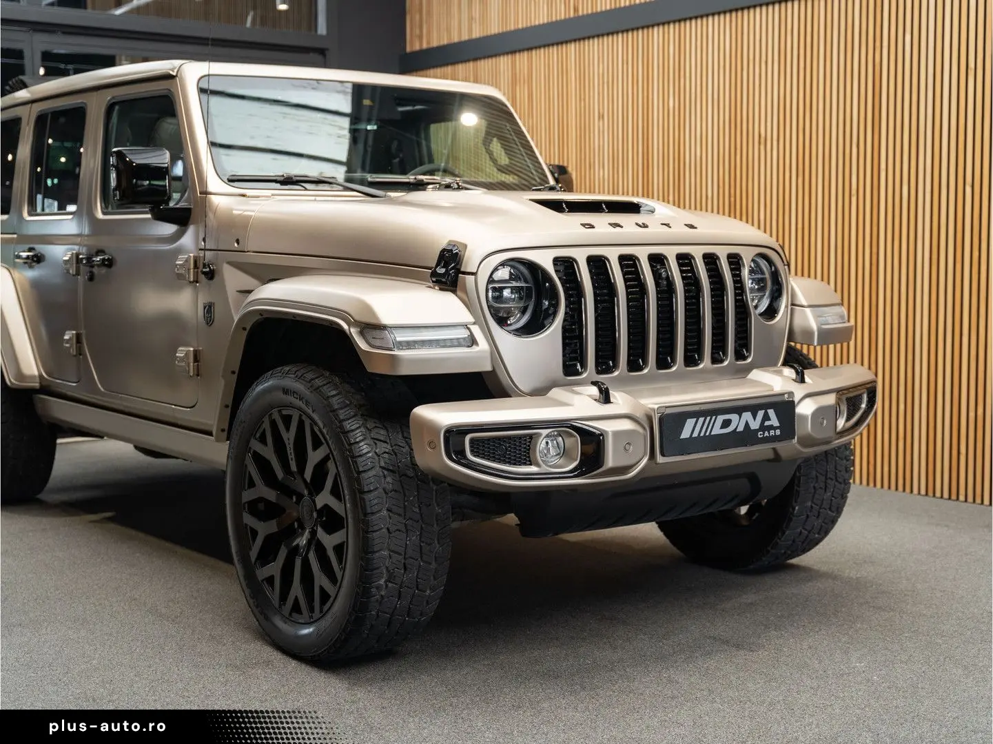 JEEP Wrangler BRUTE Soft-Top Elektrische Treeplanken