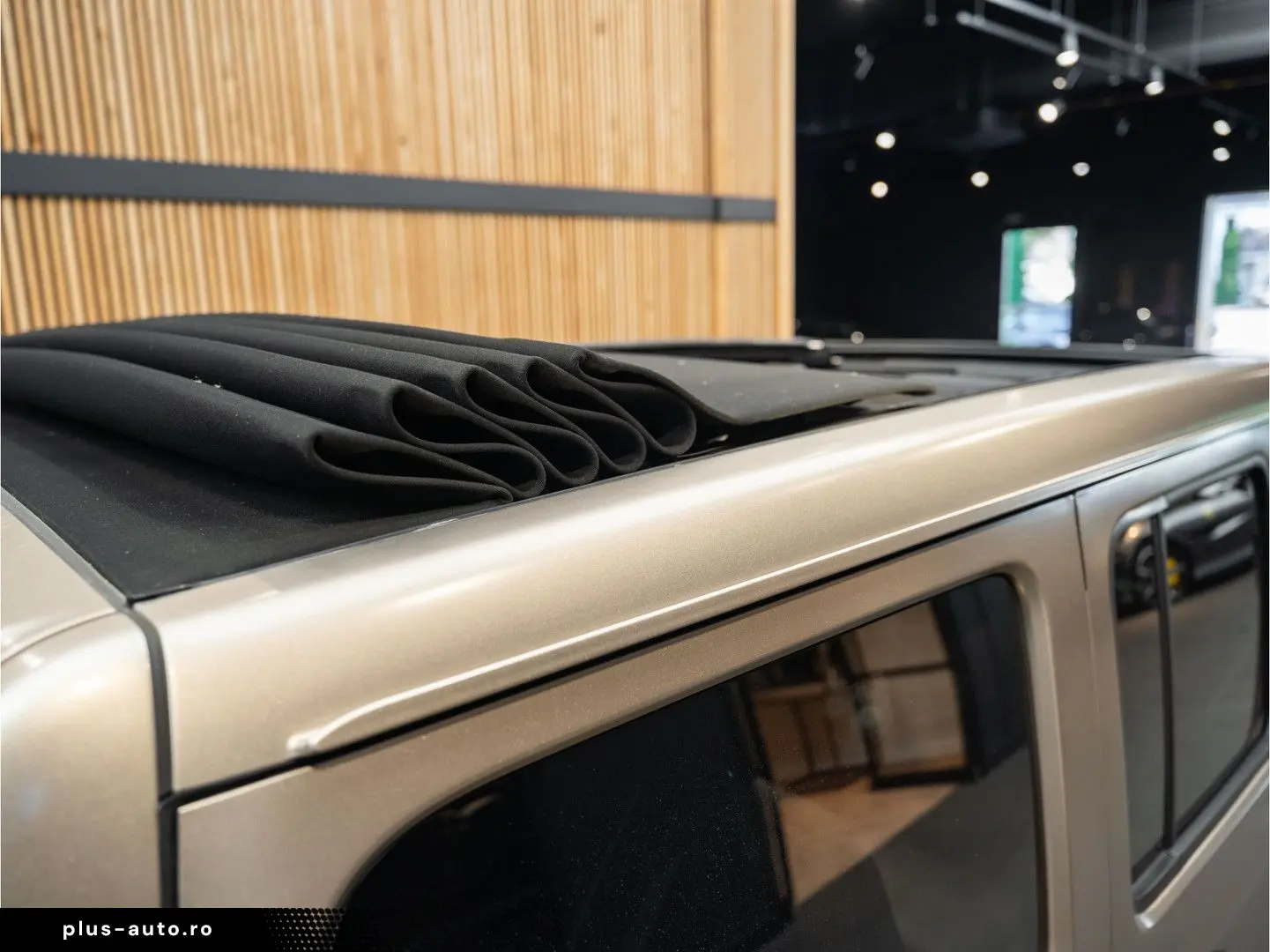 JEEP Wrangler BRUTE Soft-Top Elektrische Treeplanken