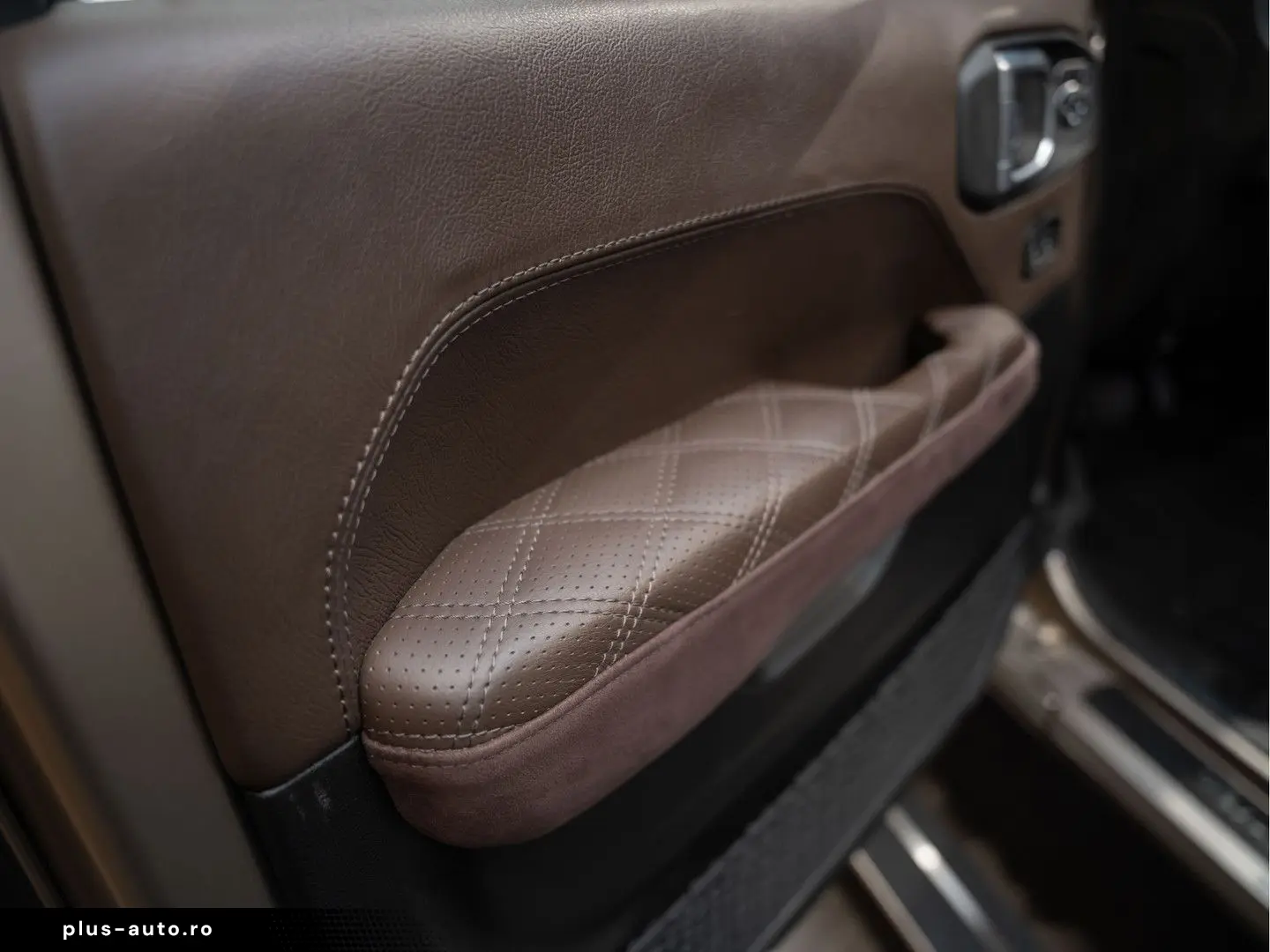 JEEP Wrangler BRUTE Soft-Top Elektrische Treeplanken