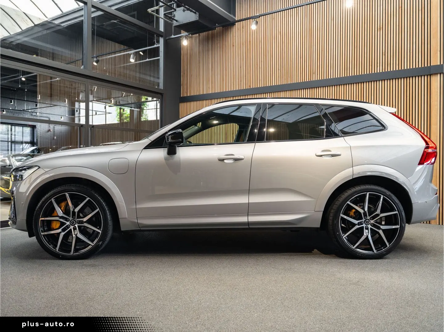 VOLVO XC60 T8 Plug-in-hybrid AWD Polestar Engineered 2