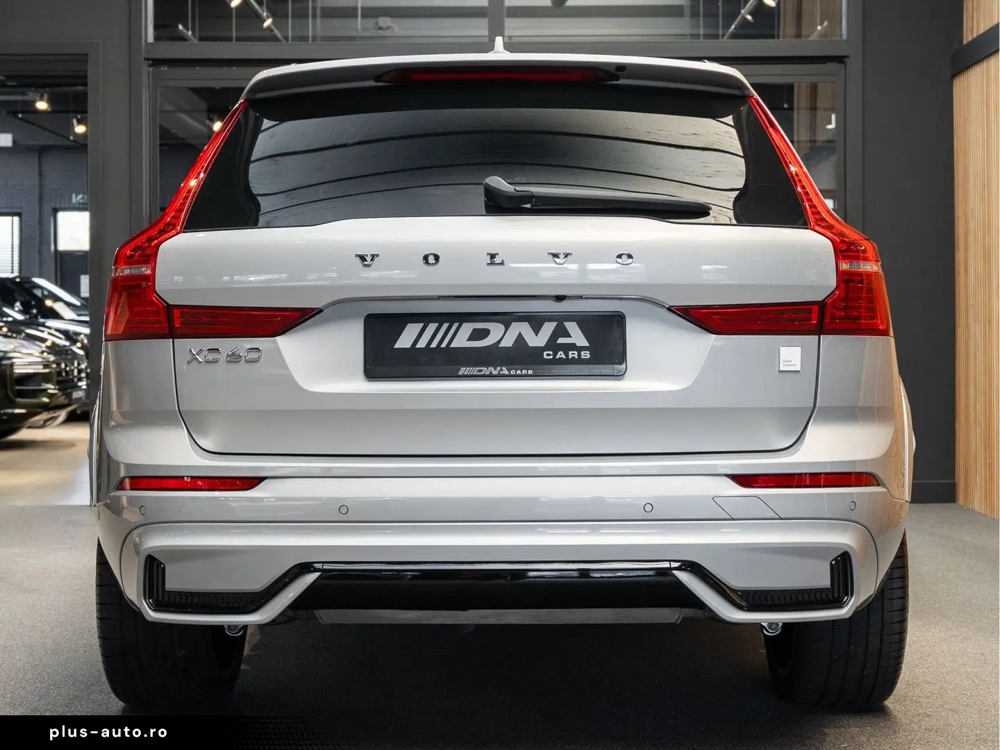 VOLVO XC60 T8 Plug-in-hybrid AWD Polestar Engineered 2