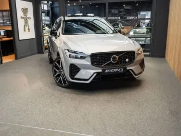 VOLVO XC60 T8 Plug-in-hybrid AWD Polestar Engineered 2