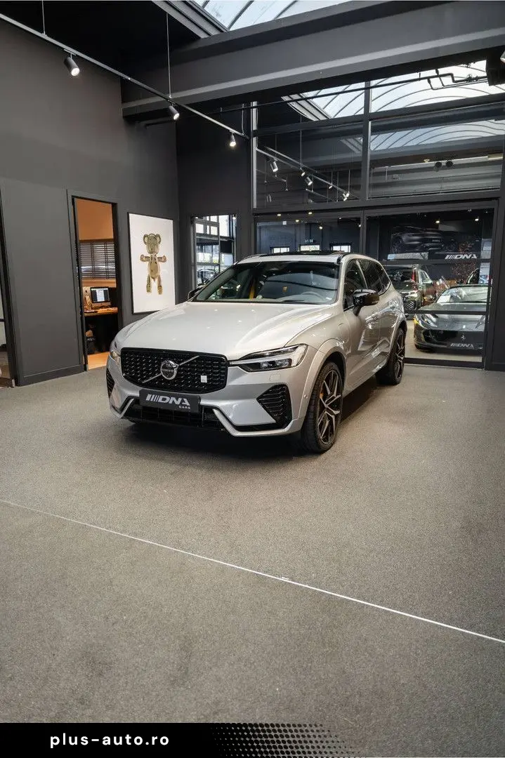 VOLVO XC60 T8 Plug-in-hybrid AWD Polestar Engineered 2