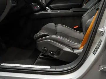 VOLVO XC60 T8 Plug-in-hybrid AWD Polestar Engineered 2