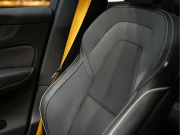 VOLVO XC60 T8 Plug-in-hybrid AWD Polestar Engineered 2