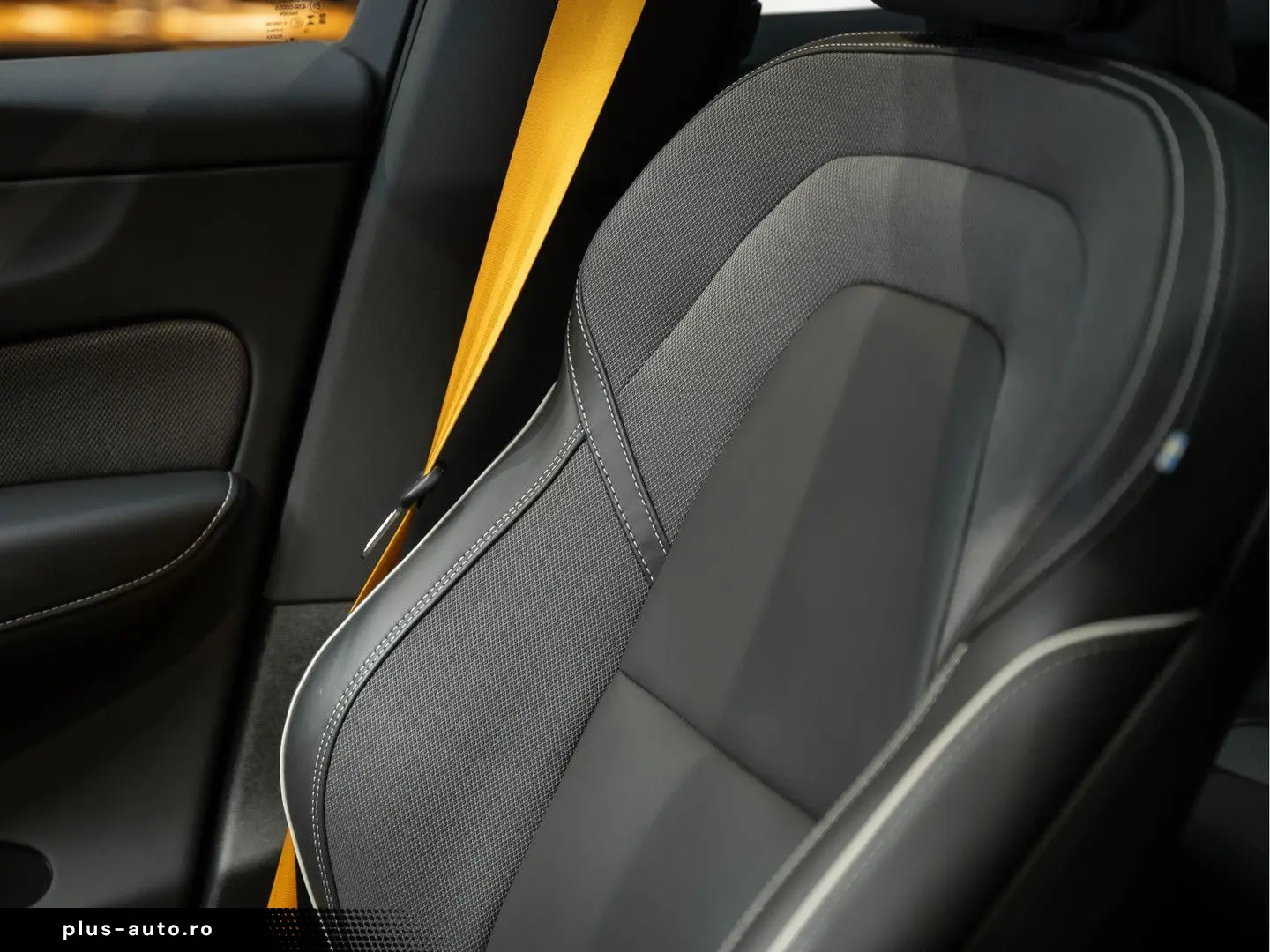 VOLVO XC60 T8 Plug-in-hybrid AWD Polestar Engineered 2