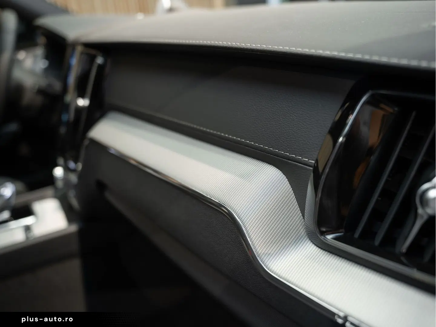 VOLVO XC60 T8 Plug-in-hybrid AWD Polestar Engineered 2