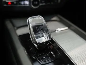 VOLVO XC60 T8 Plug-in-hybrid AWD Polestar Engineered 2