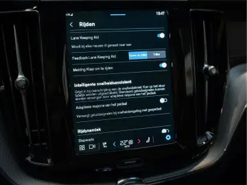 VOLVO XC60 T8 Plug-in-hybrid AWD Polestar Engineered 2