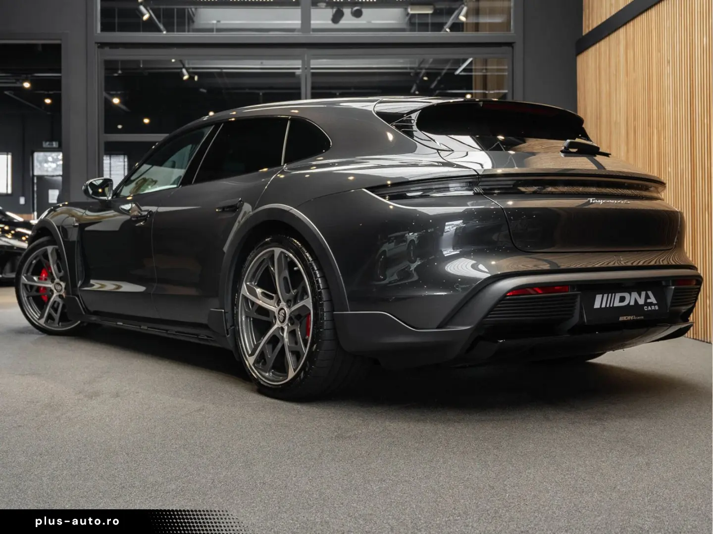PORSCHE Taycan 4S Cross Turismo Off Road Design 4S Cross