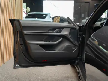 PORSCHE Taycan 4S Cross Turismo Off Road Design 4S Cross