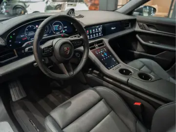 PORSCHE Taycan 4S Cross Turismo Off Road Design 4S Cross