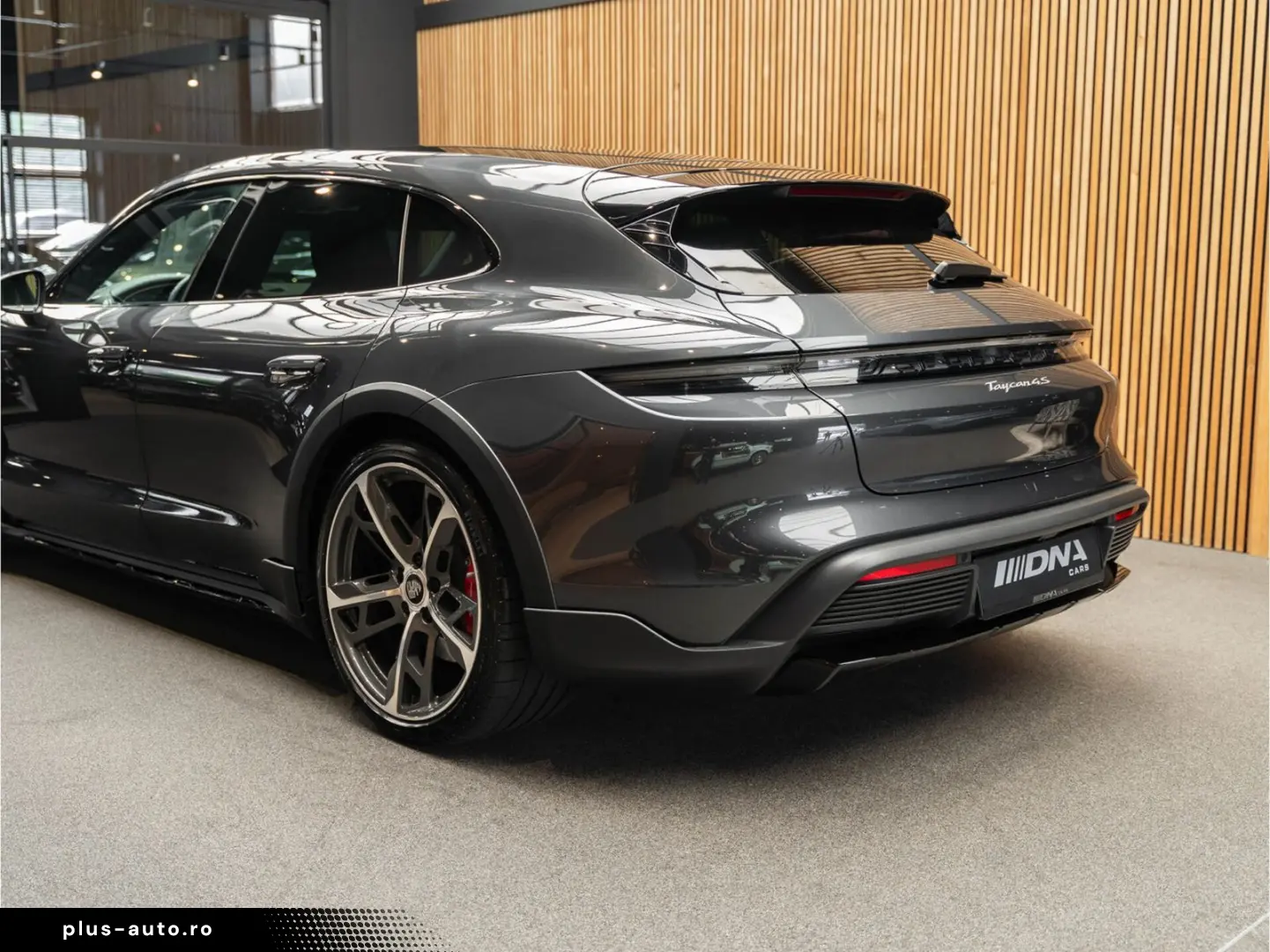 PORSCHE Taycan 4S Cross Turismo Off Road Design 4S Cross