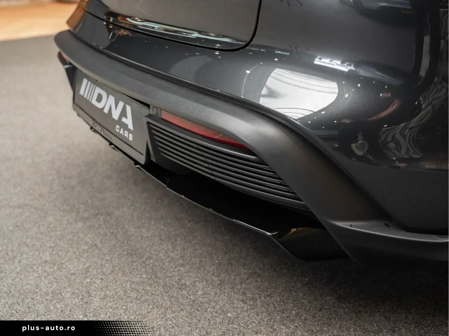 PORSCHE Taycan 4S Cross Turismo Off Road Design 4S Cross