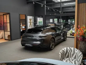 PORSCHE Taycan 4S Cross Turismo Off Road Design 4S Cross