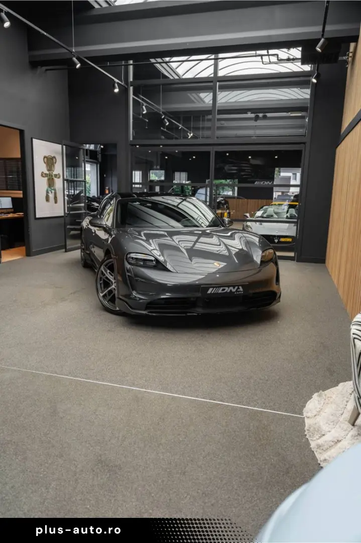 PORSCHE Taycan 4S Cross Turismo Off Road Design 4S Cross