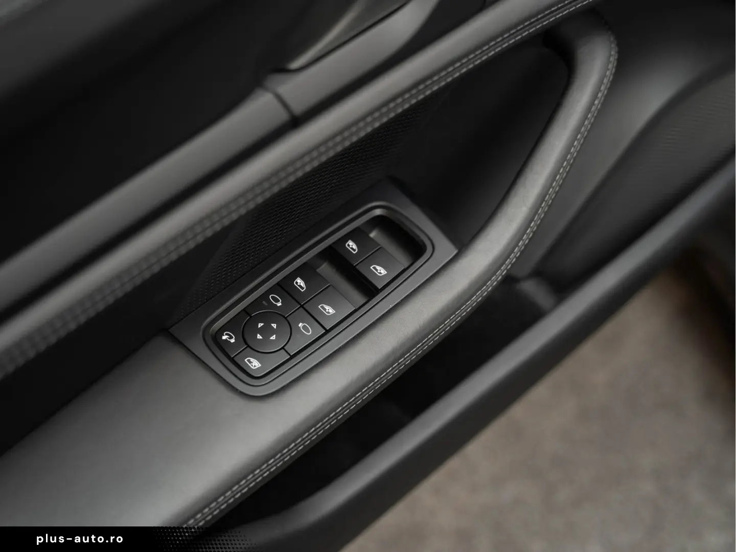 PORSCHE Taycan 4S Cross Turismo Off Road Design 4S Cross