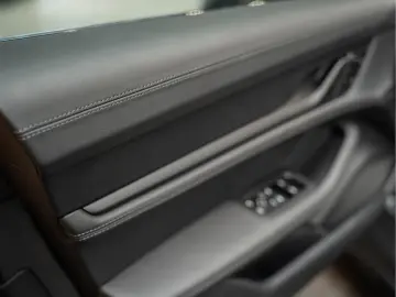 PORSCHE Taycan 4S Cross Turismo Off Road Design 4S Cross