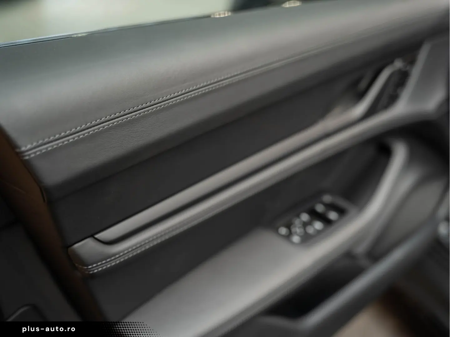 PORSCHE Taycan 4S Cross Turismo Off Road Design 4S Cross