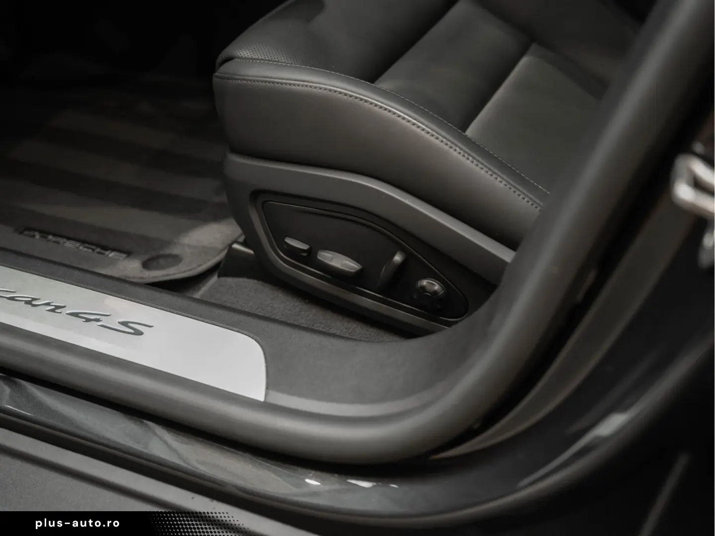 PORSCHE Taycan 4S Cross Turismo Off Road Design 4S Cross