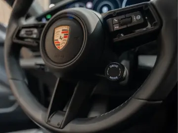 PORSCHE Taycan 4S Cross Turismo Off Road Design 4S Cross