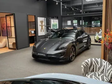 PORSCHE Taycan 4S Cross Turismo Off Road Design 4S Cross