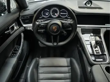 PORSCHE Panamera Sport Turismo BOSE Pano 2.9 4 E-Hybrid