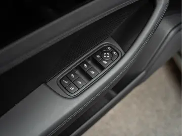 PORSCHE Panamera Sport Turismo BOSE Pano 2.9 4 E-Hybrid